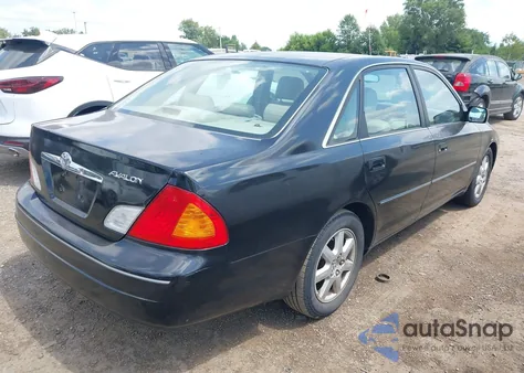 2000 Toyota Avalon Xl/Xls z USA, uszkodzony, nr VIN 4T1BF28B9YU062165